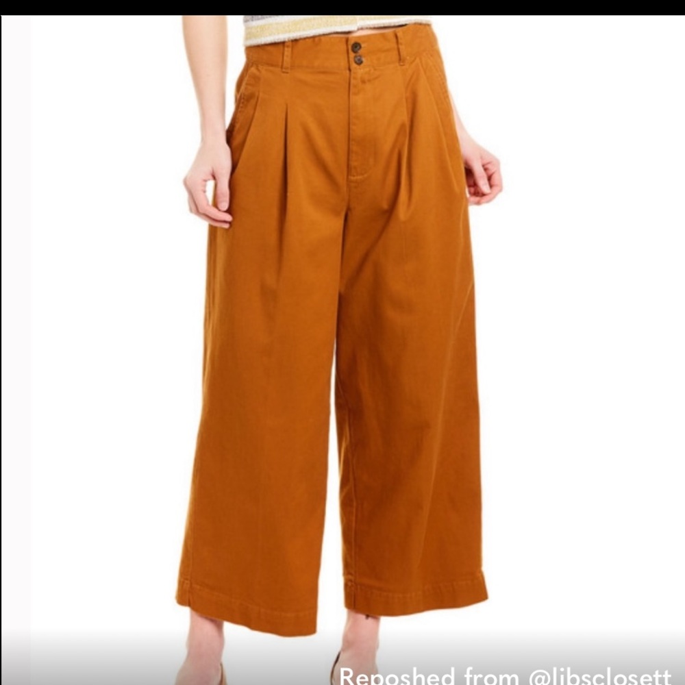 Womens Pleated Wide-Leg Pants
